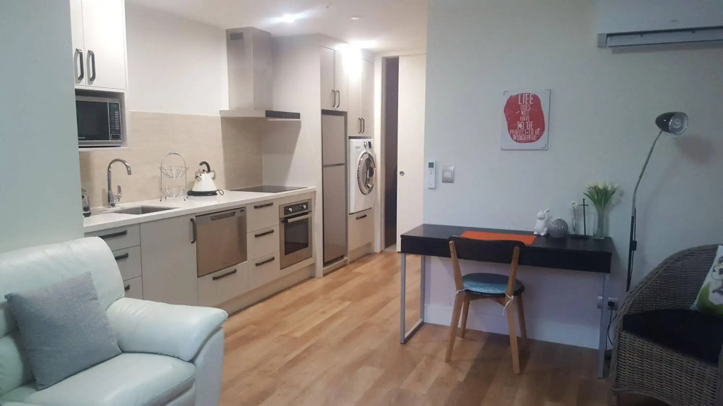 Shetland Court Apartments