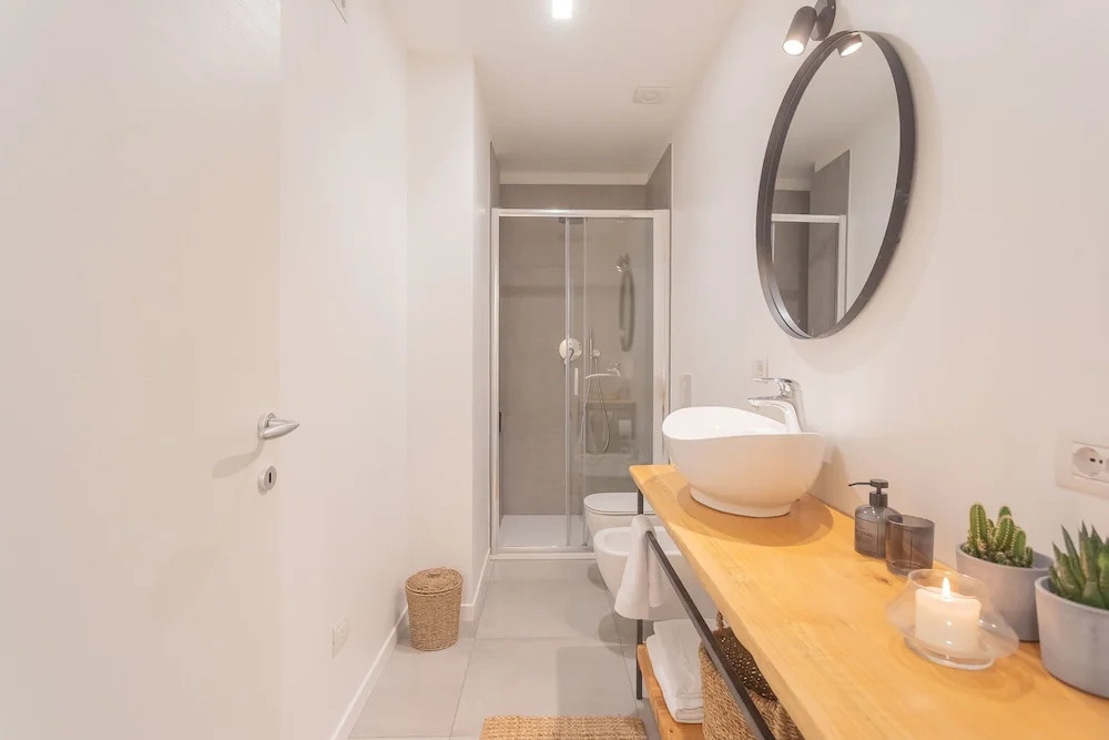 Ginepro & Salvia Apartments in Como by Rent All Como