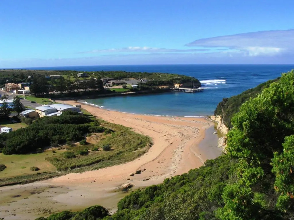 12 Apostles Accommodation Anchors Beach House with sea views