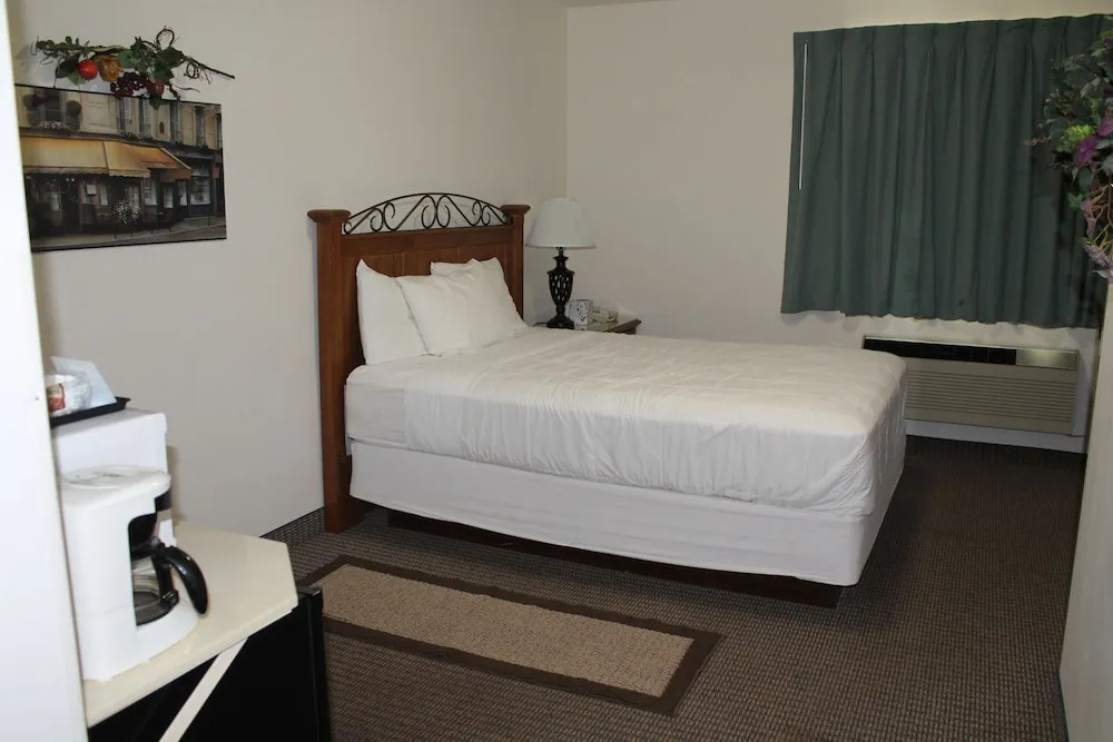 American Host Inn