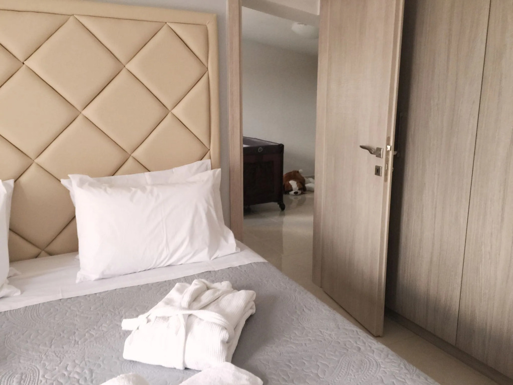 Sperveri Enalio Villas - Heated Pool