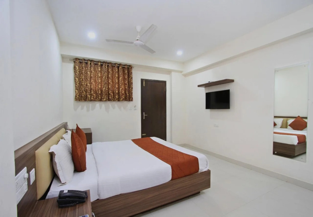 Heramba Comforts By OYO Rooms