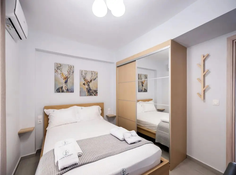 The Bee Apartments Sea View