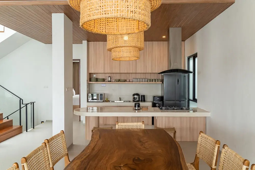 Sunrise City View Villa 9 Bedrooms With a Private Swimming Pool and a Billiard Table