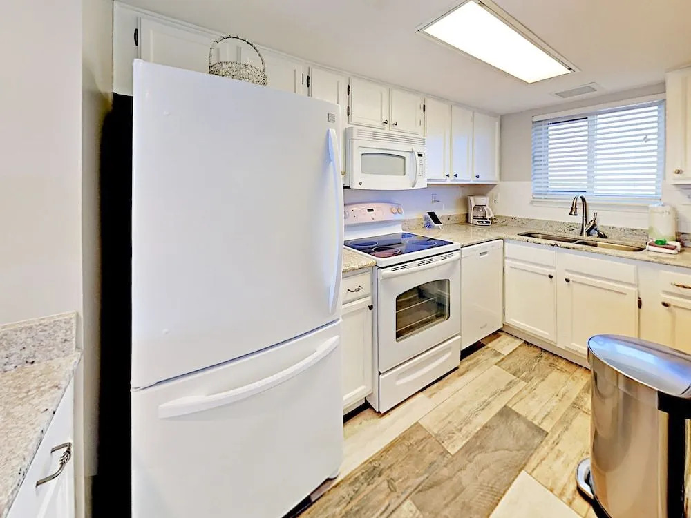 615 W Beach Blvd Condo Unit 3G