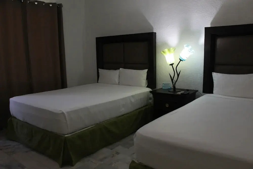 Sunlight Hotel