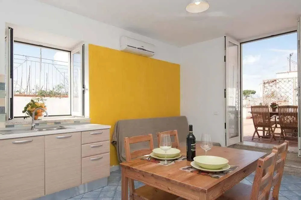 Le Grand Bleu - Gioia Apartments