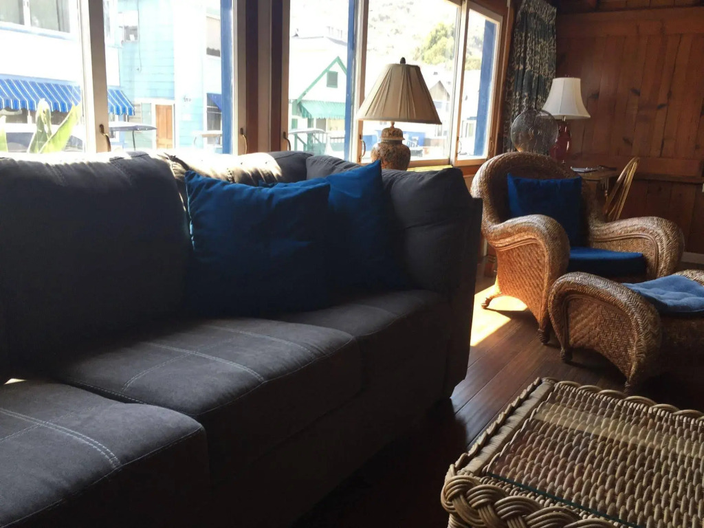 Catalina Island Seacrest Inn