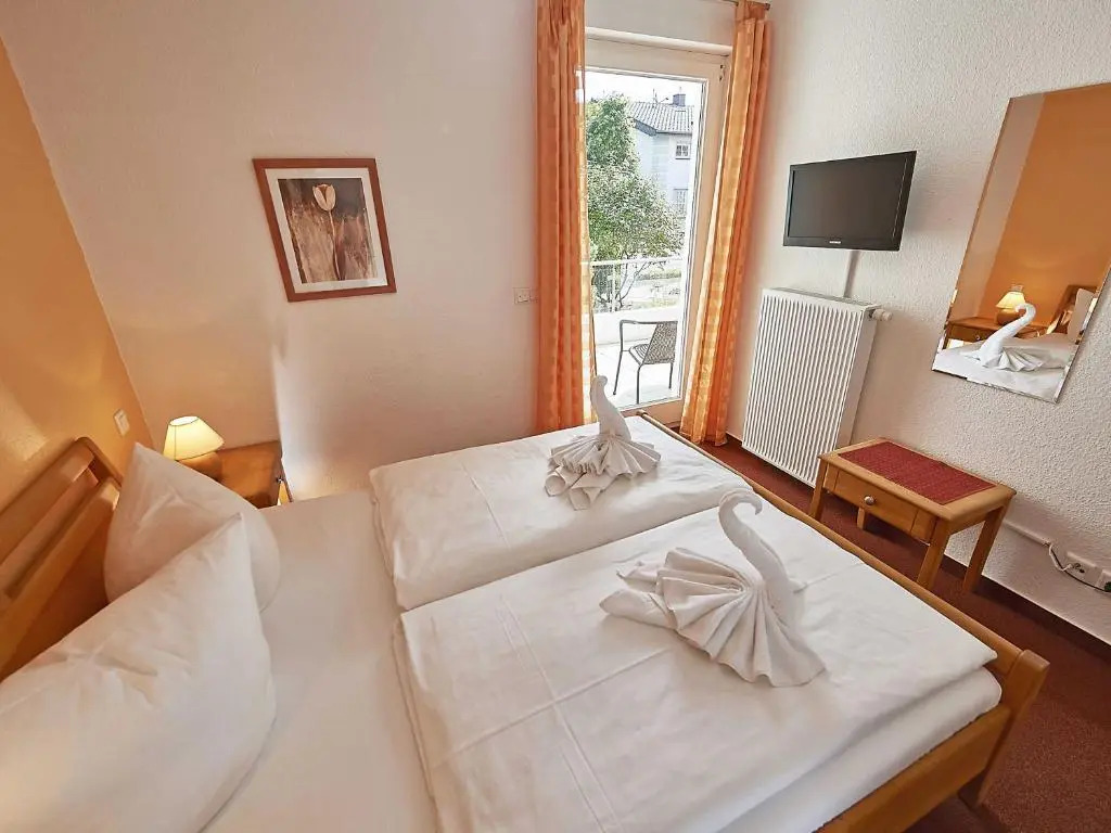 Villa Schwan F654 WG 17 "Sonnengruß"