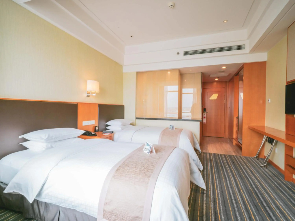 Ramada Plaza Shanghai Pudong Airport