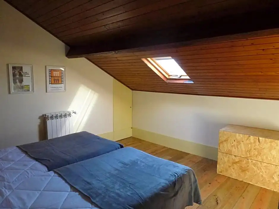 Canvas Atelier Hostel
