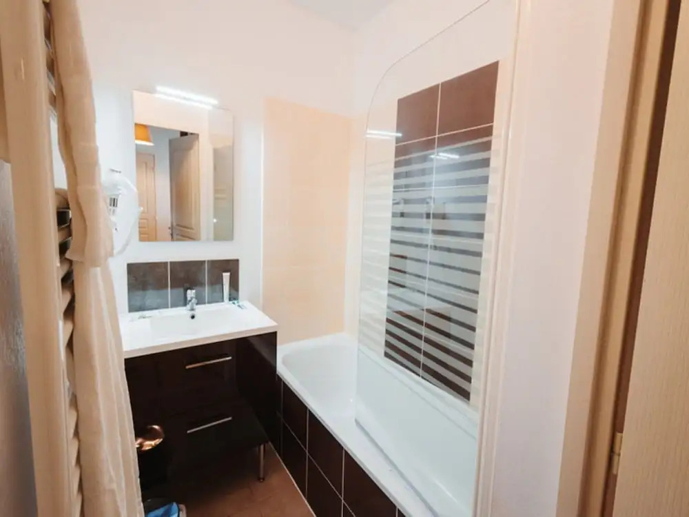 Family Apartment in Ax-les-thermes With Balcony