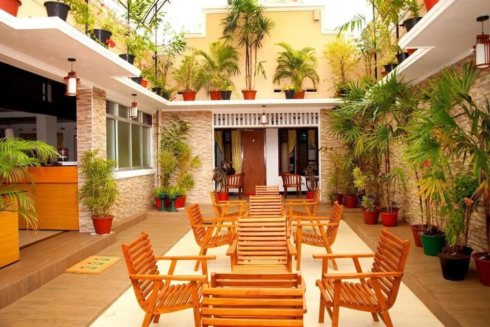 Charlton Kandy City Rest