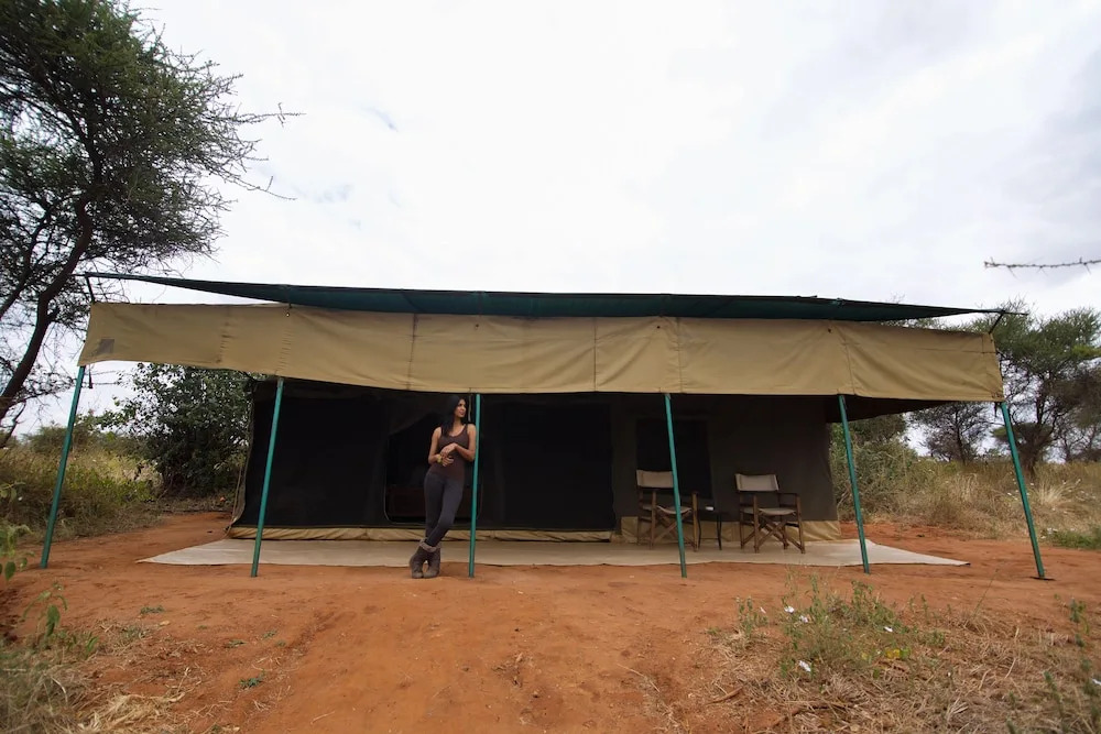 Serengeti Migration Camp