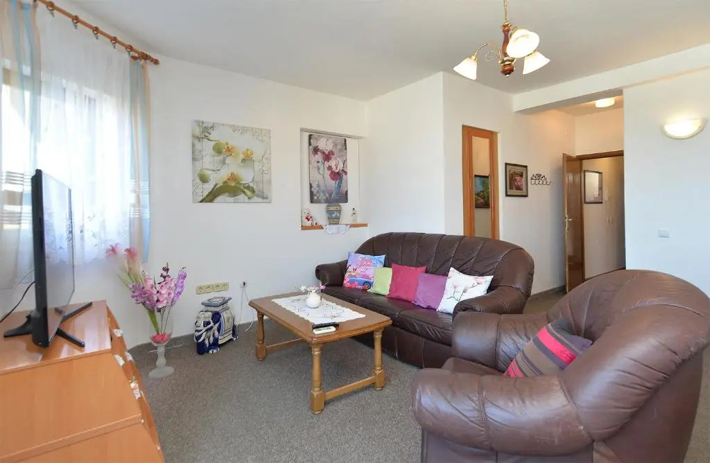 Apartments Anka 1223