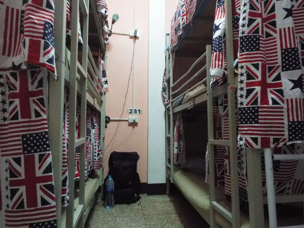 Hostel 24