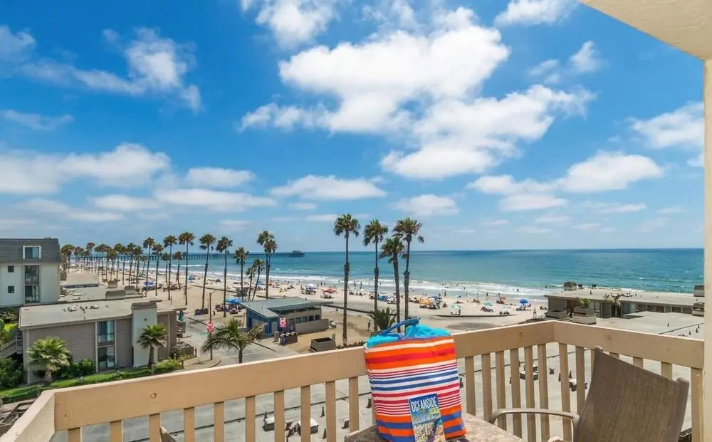 Pier View Escape