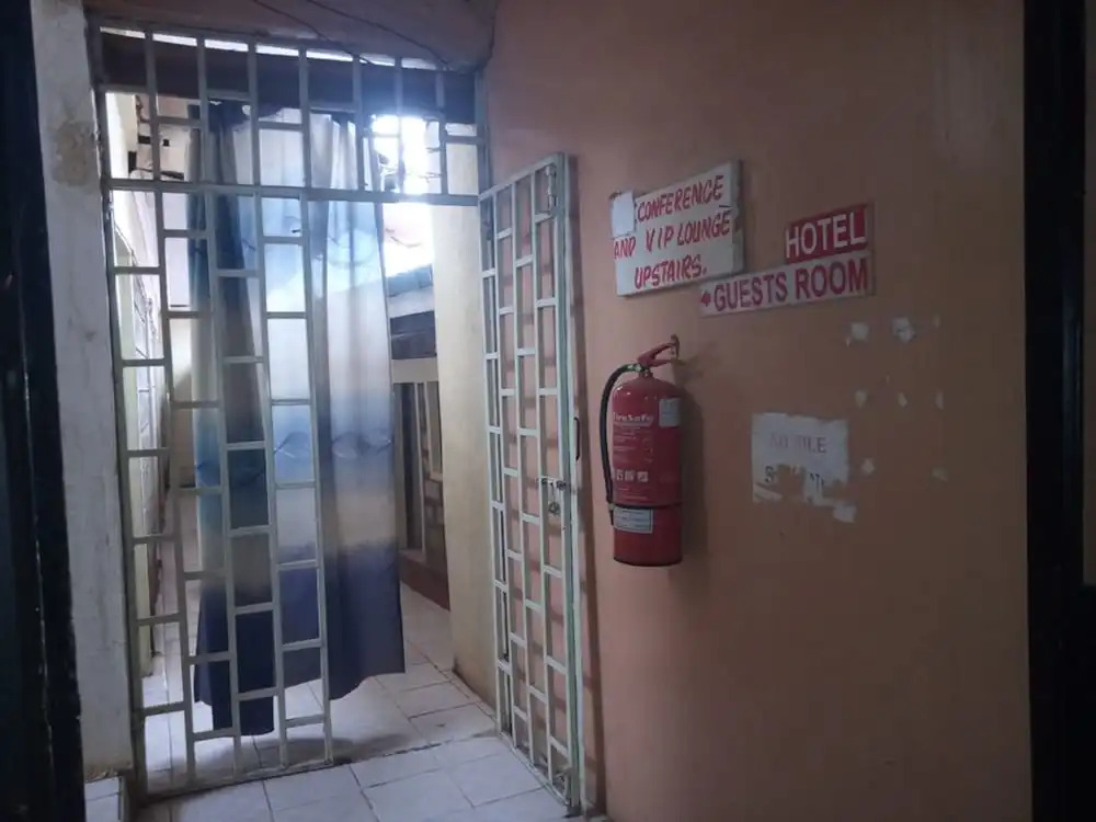 Poshie Hotel