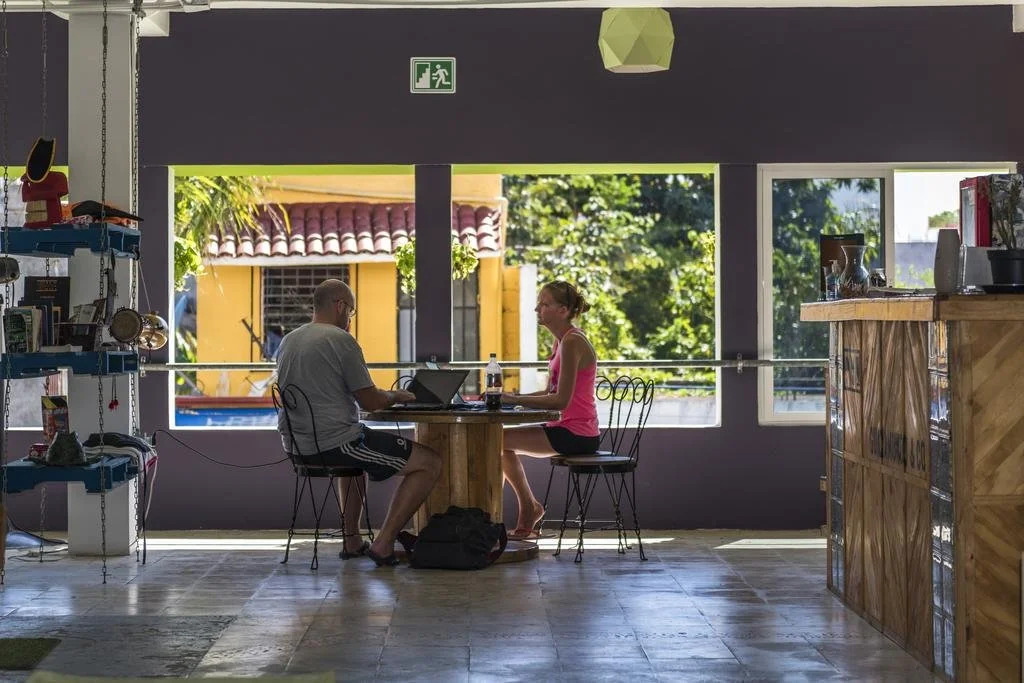 Guacamundo Beach Hostel