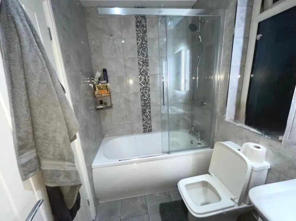 The Hideaway Home BD5 - 2 Bed Lovely Modern House