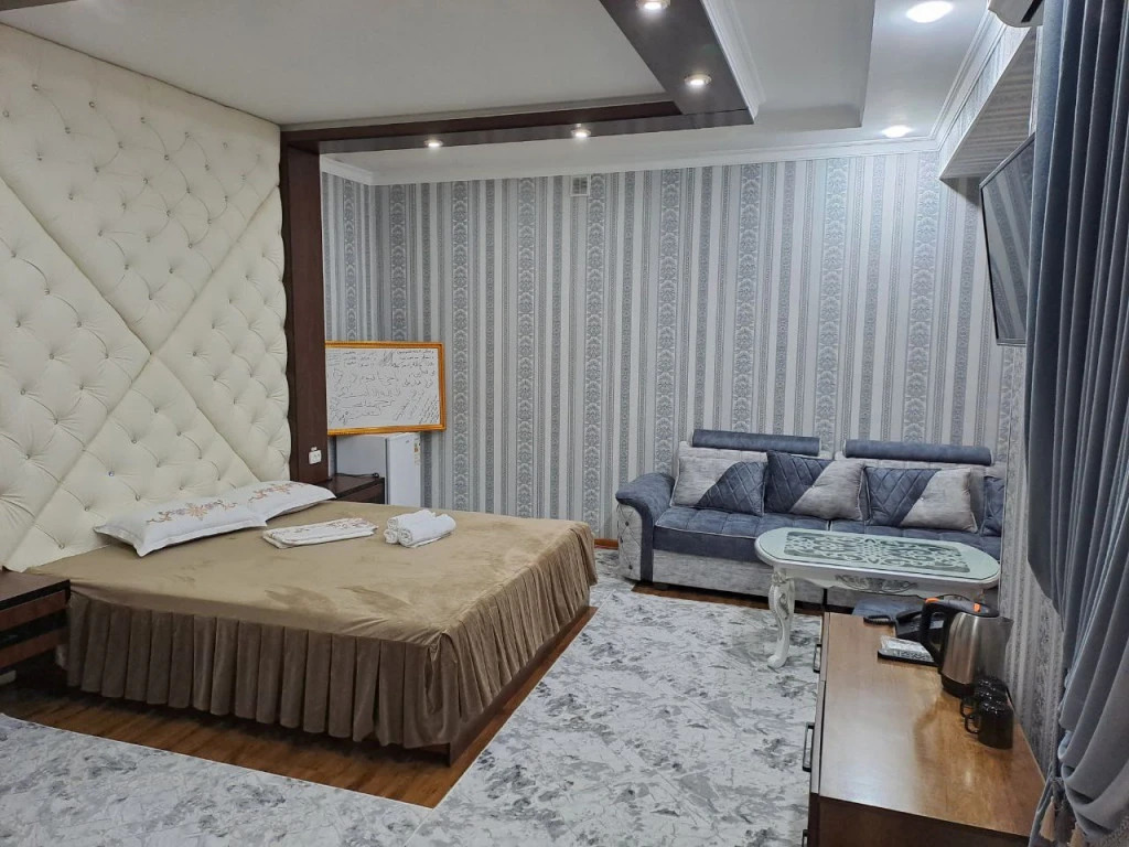 AYUB SULTON Hotel