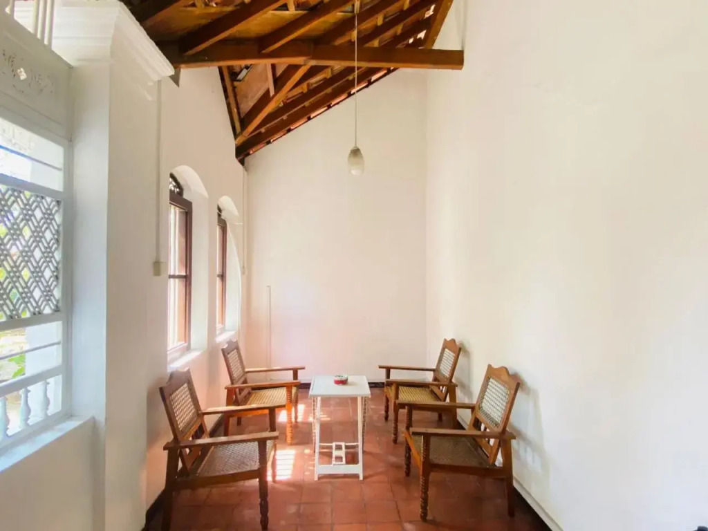 Colonial Bungalow