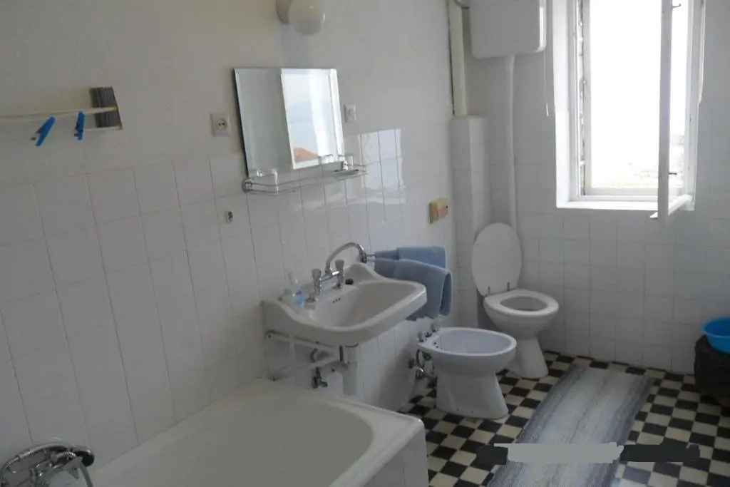 Rooms Liva - 60m from the sea