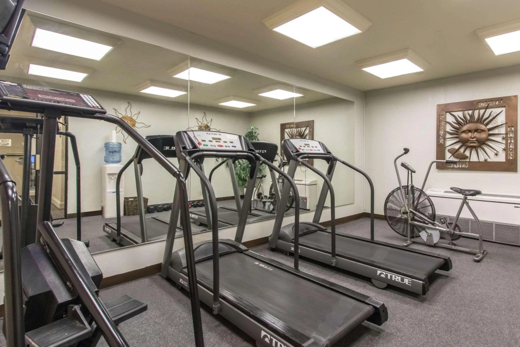 Greenstay Hotel Joplin Missouri