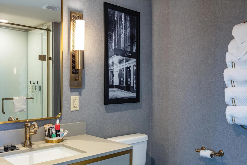 The Yorktowne Hotel, Tapestry Collection by Hilton