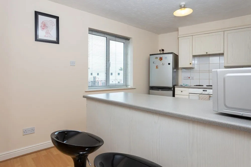 3 Bedroom Flat Near Canary Wharf