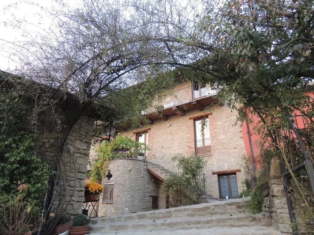 Da Fabiana, Ristorante e Camere in Alta Langa