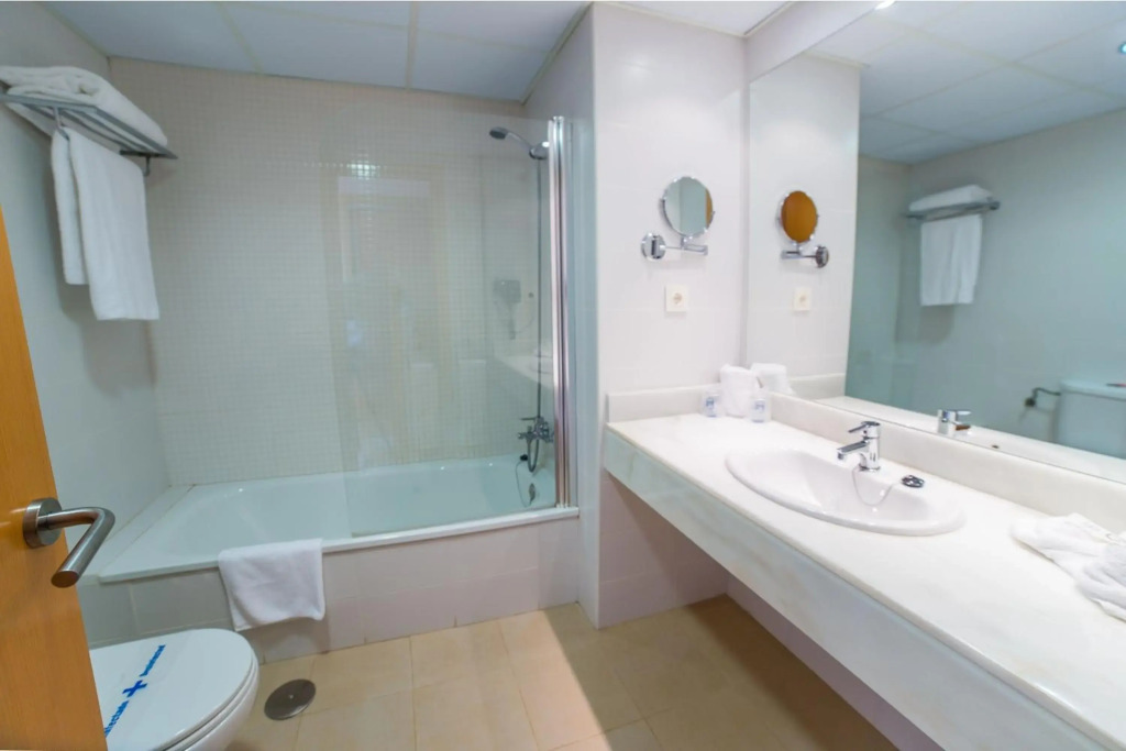 Hotel Adaria Vera