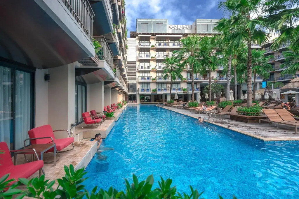 Baan Laimai Beach Resort & Spa - SHA Extra Plus
