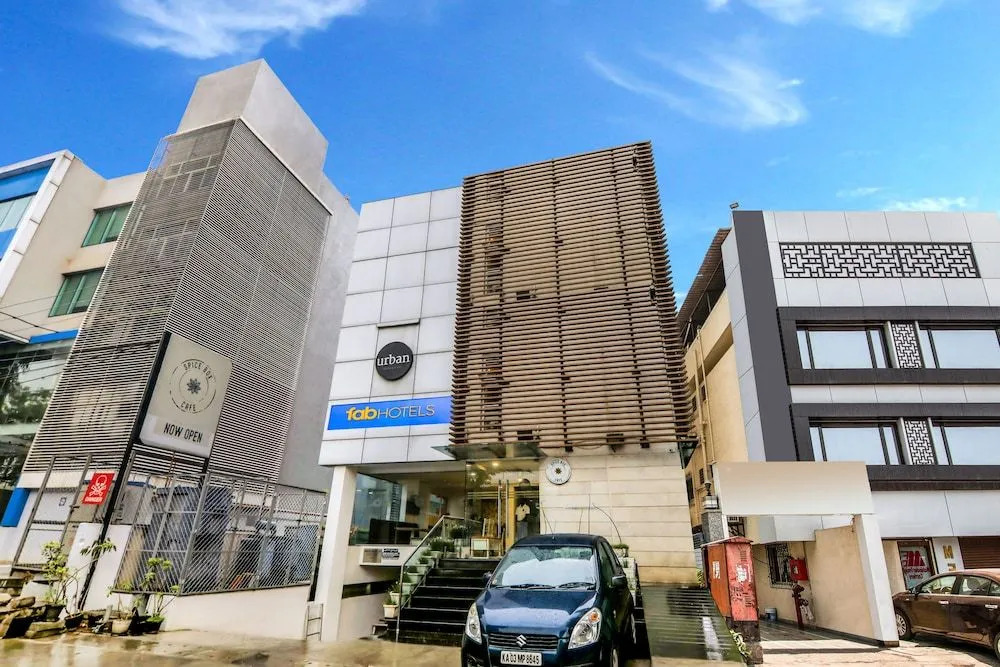 FabHotel Urban