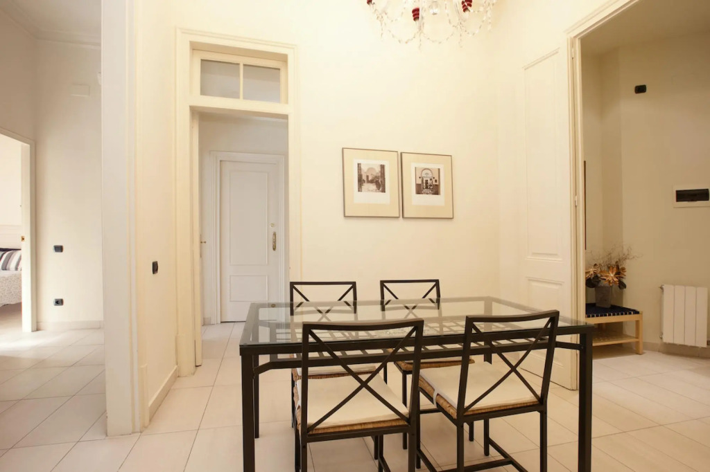 GAUDIR 1 · Apartment next to Pg de Gracia