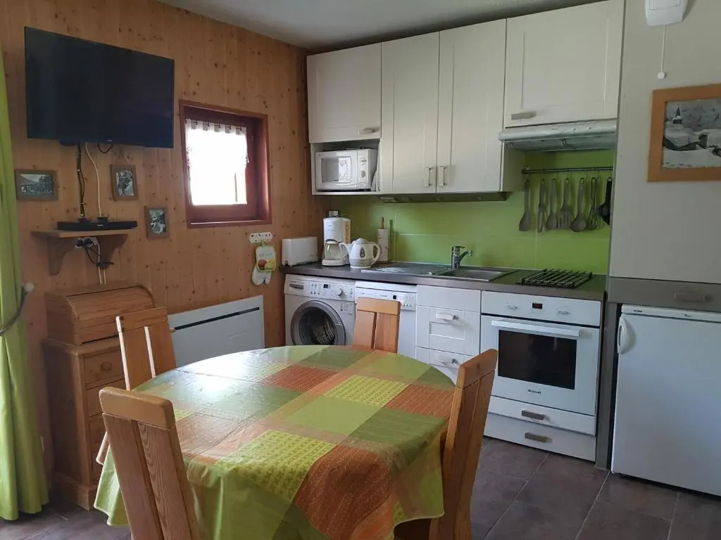 Appartement Valloire, 1 pièce, 4 personnes - FR-1-263-1