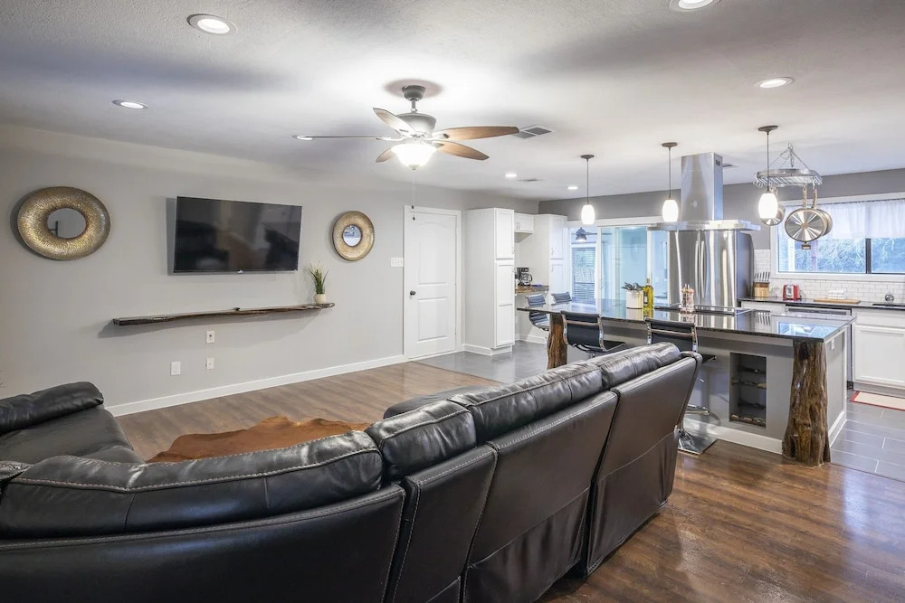 Tonkawa Terrace 4 Bedroom Home