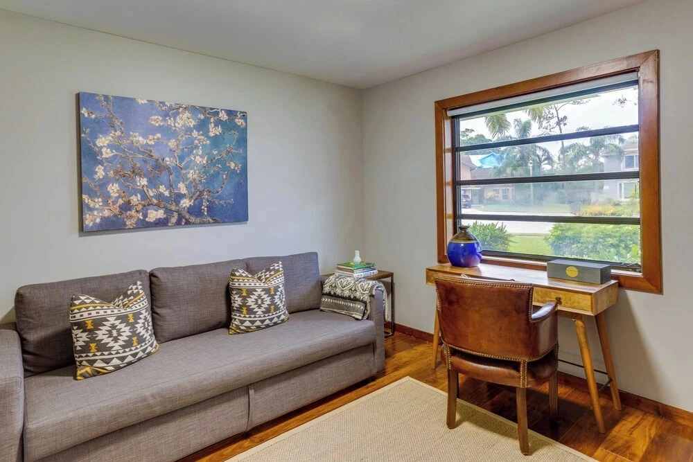 Pet-friendly Wellington Vacation Rental on Canal