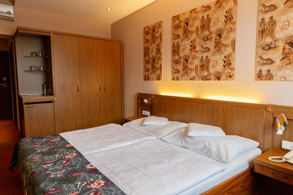 Hotel Max Inn