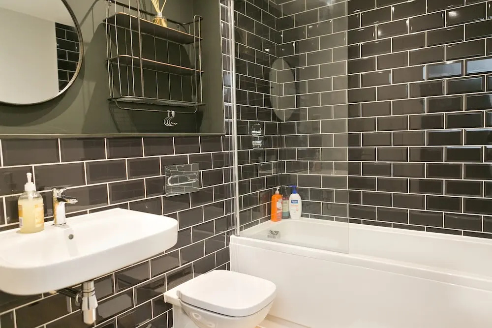 Stylish warehouse apartment in Central Cardiff