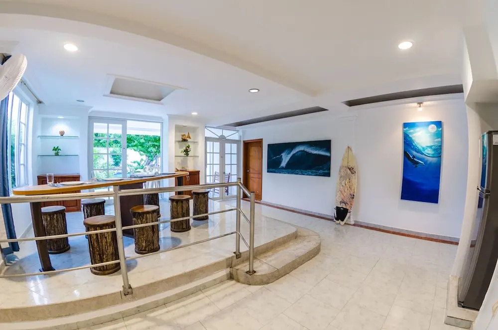 Mahalo House