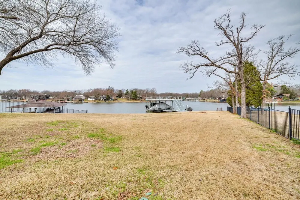 Dock & Lake Access: Gem on Cedar Creek Reservoir