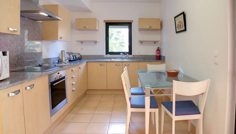 Estrela da Luz 1 Bedroom apt Pool and sea Views