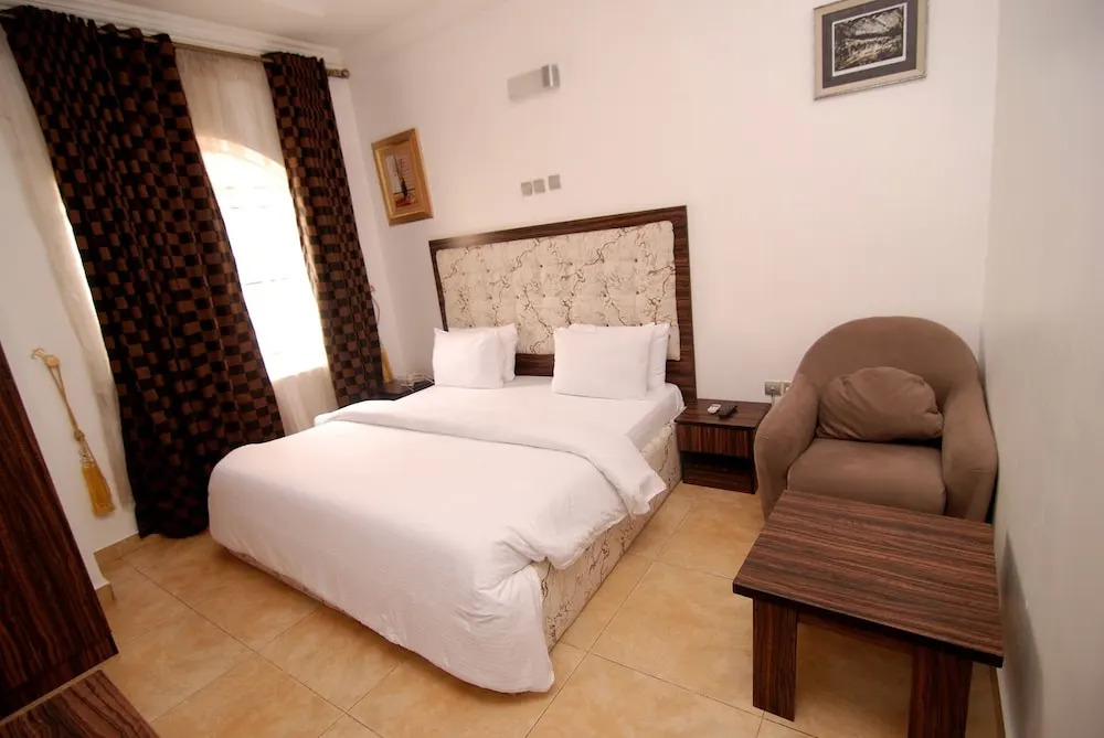 The Grosvenor Suite