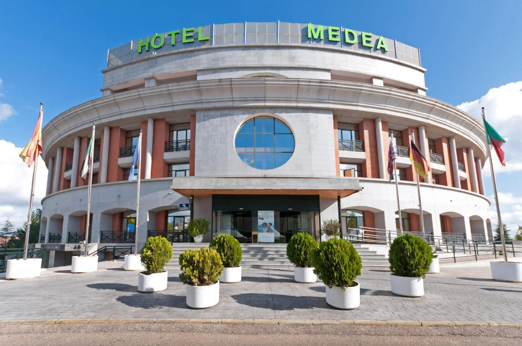 AZZ Mérida Medea Hotel