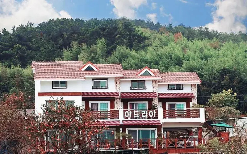 Gyeongju Adria Pension