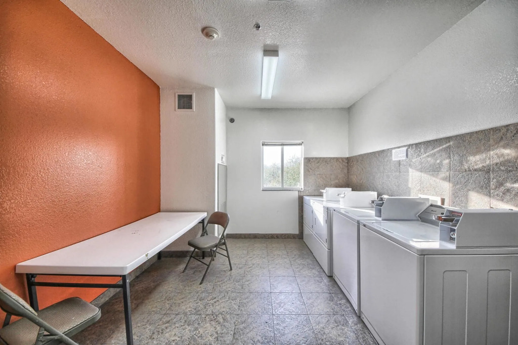 Motel 6-Mission, TX