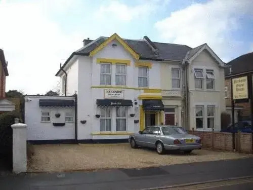 Parkside Guest House