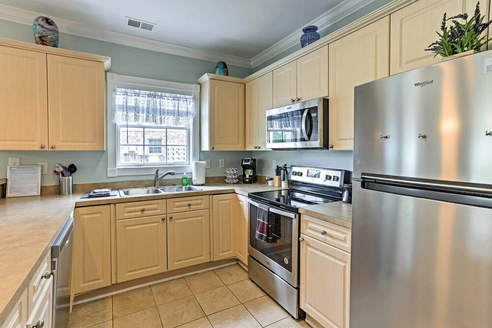 Myrtle Beach Resort Condo Near Golf & Ocean!