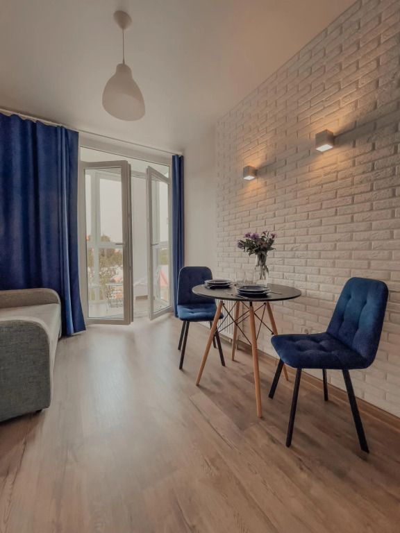LovelyHome 39 (ЛавлиХоум 39) на улице Каштановая аллея 97